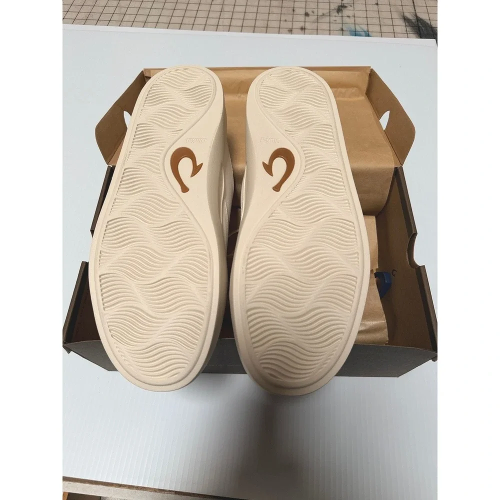 OluKai tradewind sneakers